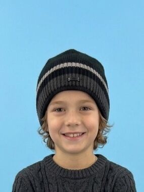 ❄️Igloos Kids Charcoal Ribbed Beanie with Gray Stripe